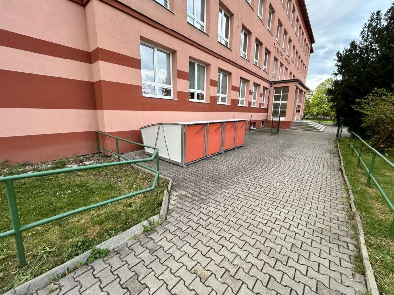 Bike Box - Most, 8. ZŠ Vízězslava Nezvala